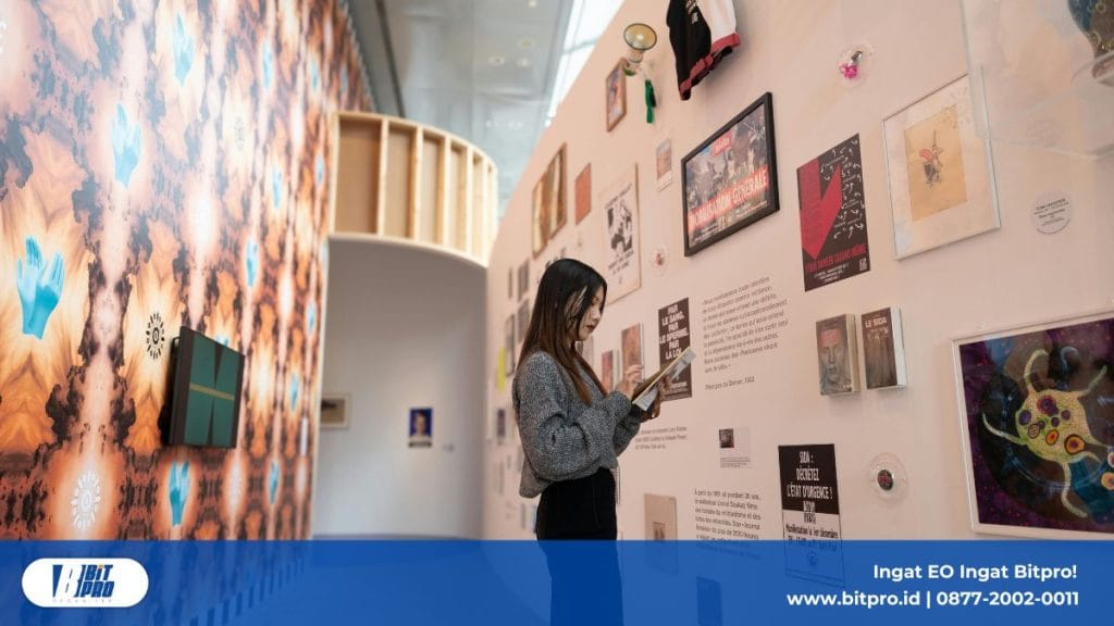 art exhibition